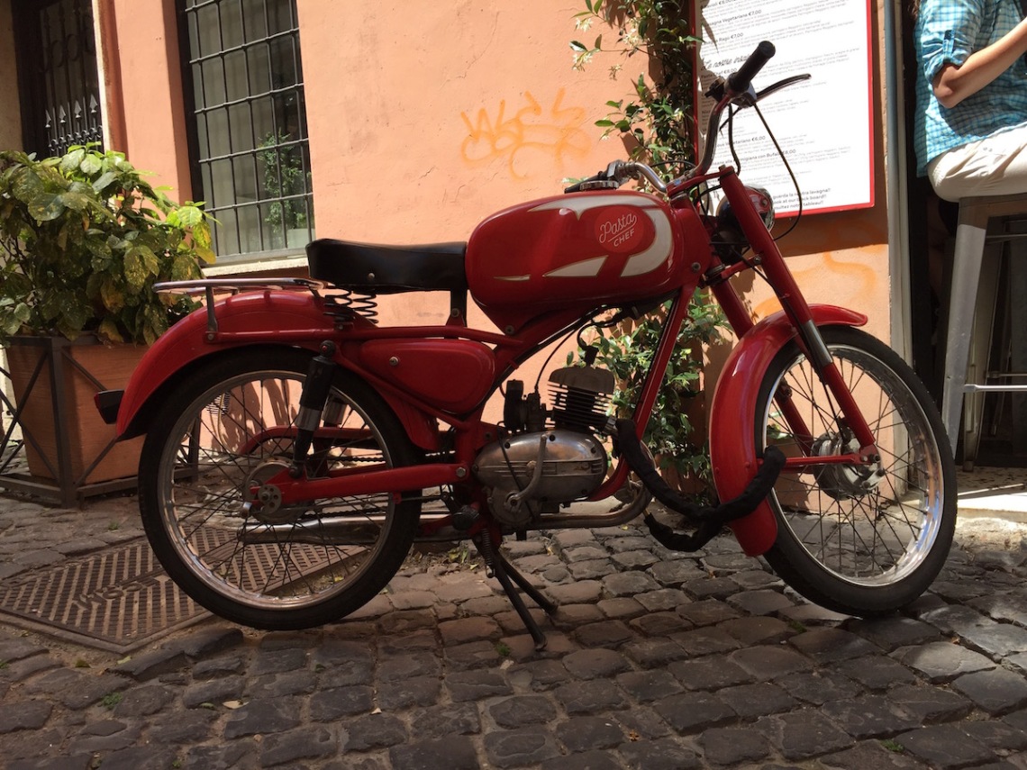 Roma_Moped
